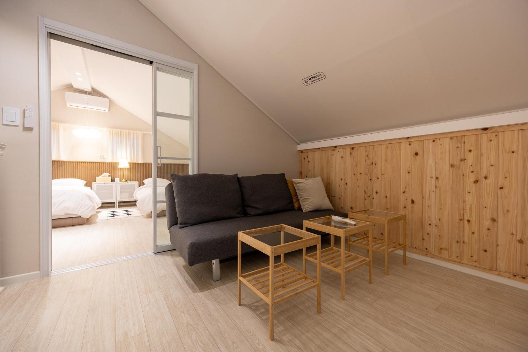 Greenestay Sindang Ddp Guest house